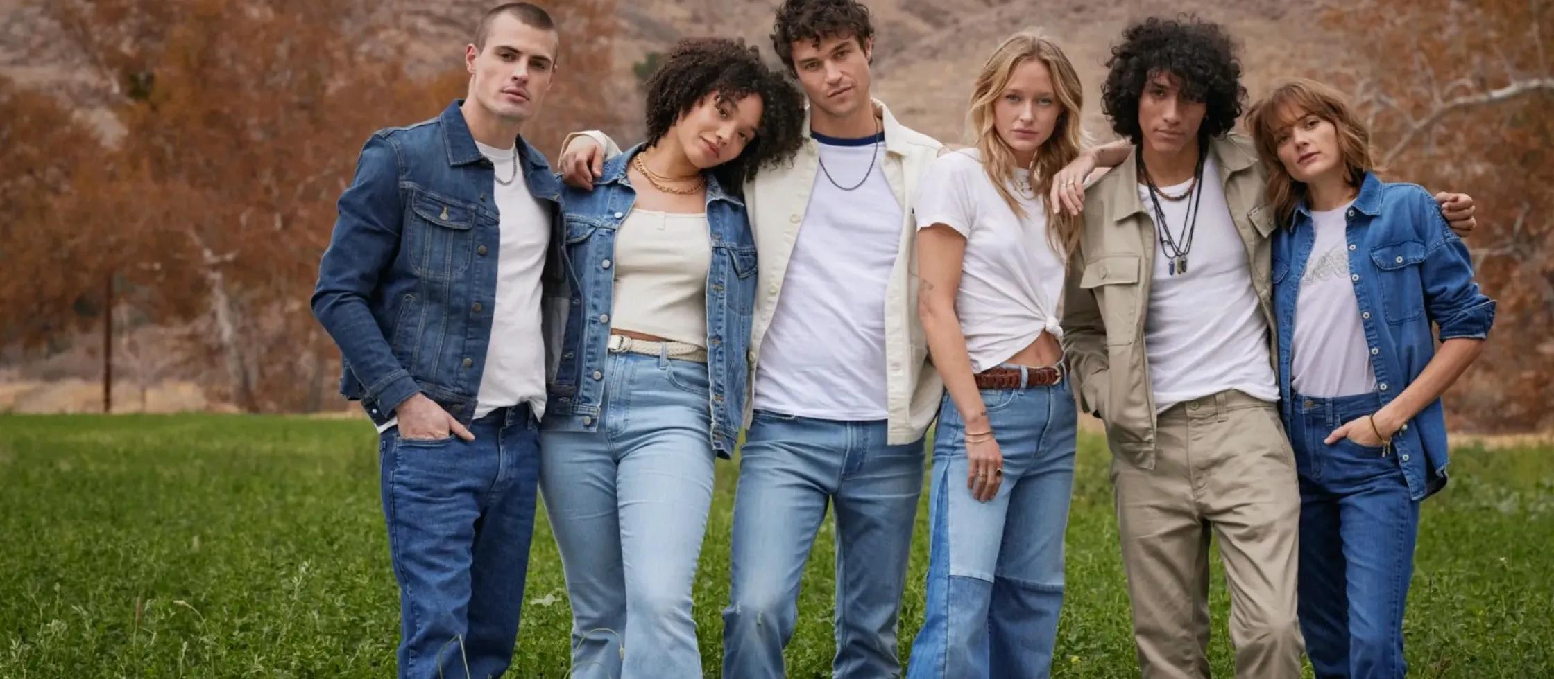 Are Ankle Jeans in Style? Discover the Latest Trends