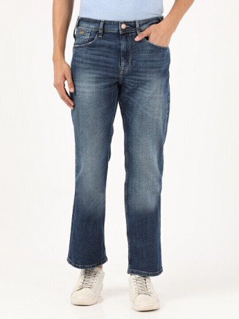 Lee Men's Blue Boot Cut Jeans (Trenton)