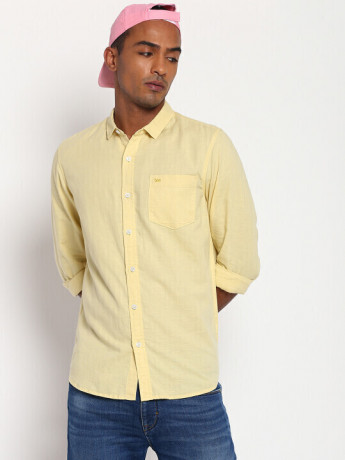 Lee Men Light Yellow Solid Slim Fit Shirt