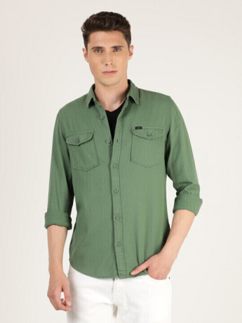 Lee Men's Green Slim Shirts