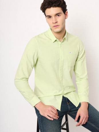 Lee Men's Solid Green Shirt (Slim)