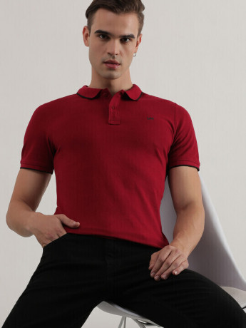 Lee Male Solid Red Polo Neck Slim Fit Fit shirt