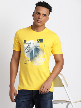 Lee Men Printed Yellow Crew Neck Slim Fit Tshirt