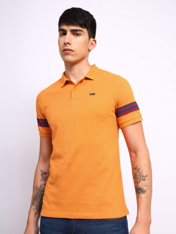 Lee Male Solid Yellow Crew Neck Slim Fit Fit shirt